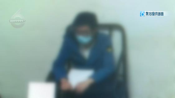 DƬ